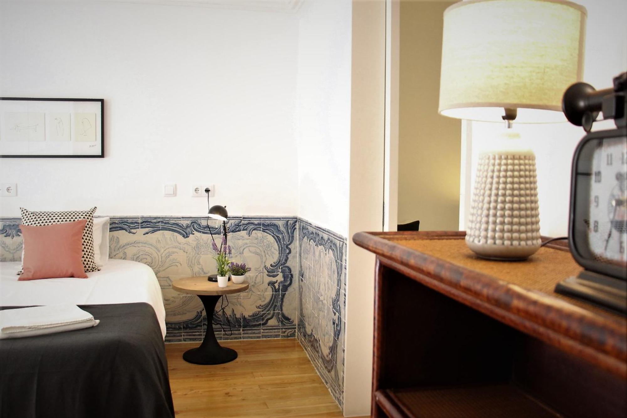 C3 Bairro Alto Cozy Romantic Loft In 18Th Century Building Lisboa Eksteriør billede