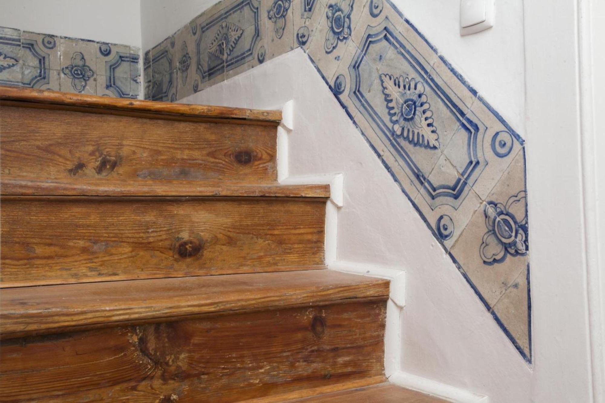 C3 Bairro Alto Cozy Romantic Loft In 18Th Century Building Lisboa Eksteriør billede